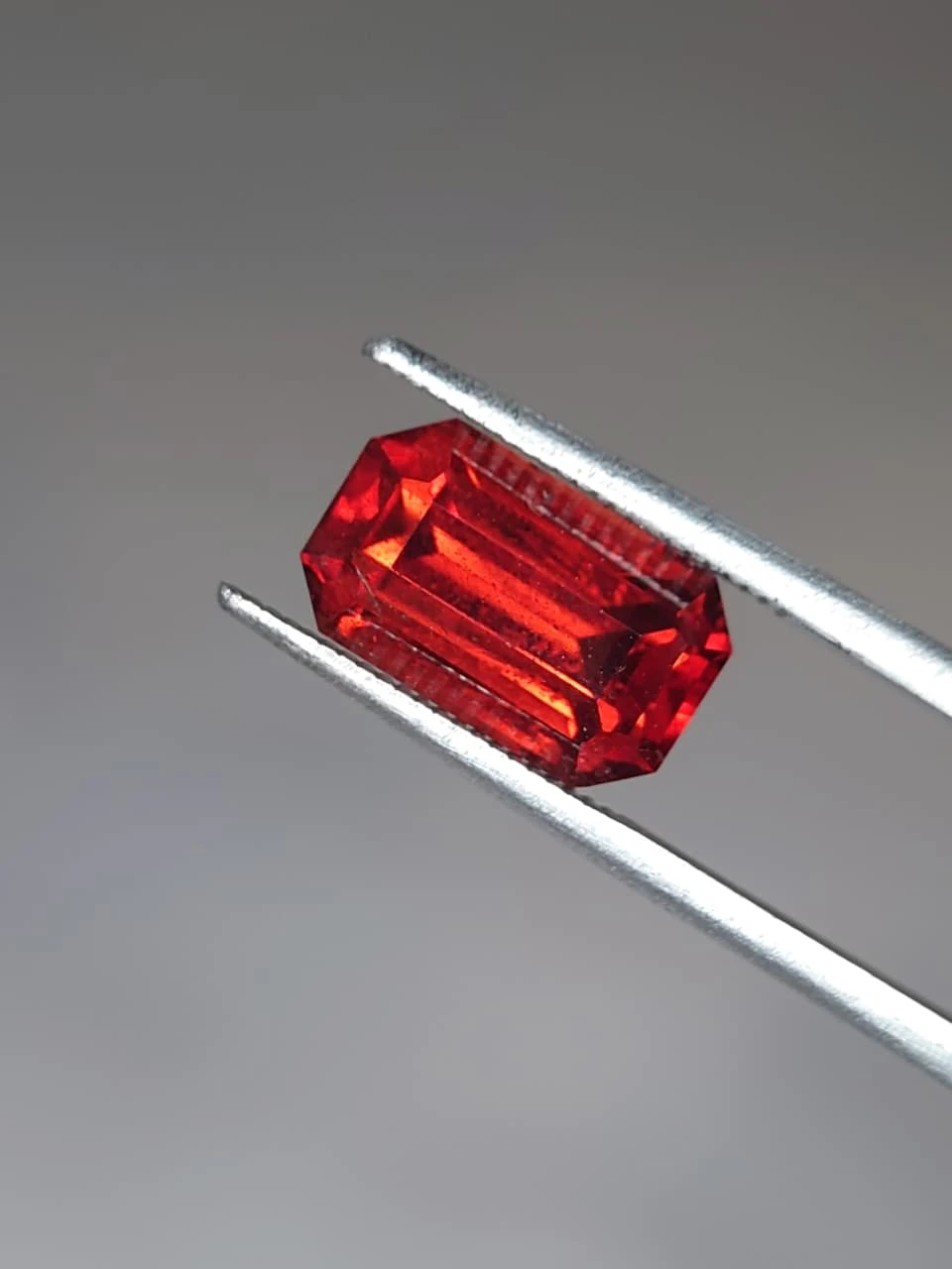 5.5ct Natural Malaya Garnet Emerald Faceted from Tanzania — view 3